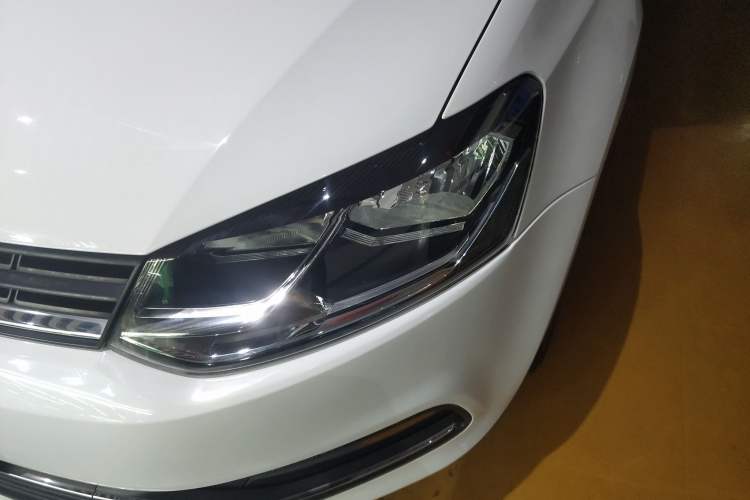 Used Volkswagen Polo 2018 1.5L Automatic Enjoyment Model Left Front Headlight