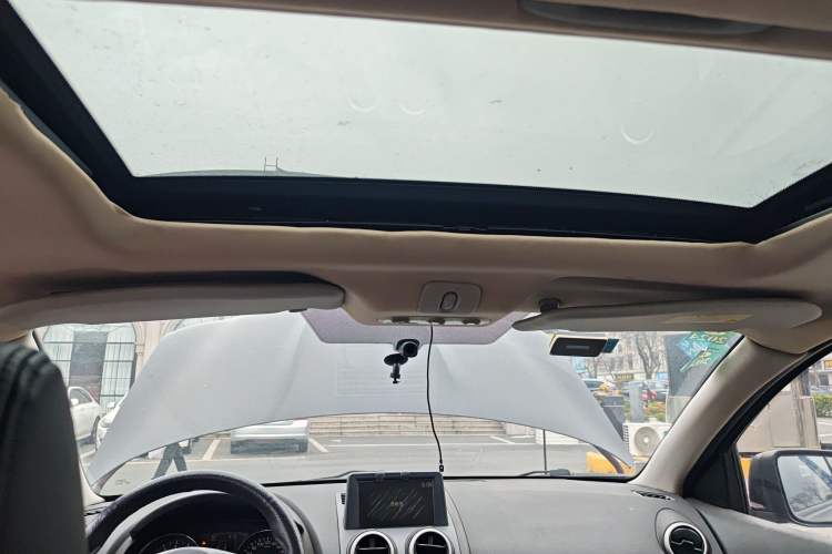 Used Nissan Qashqai 2011 2.0 XV Lea CVT 2WD
