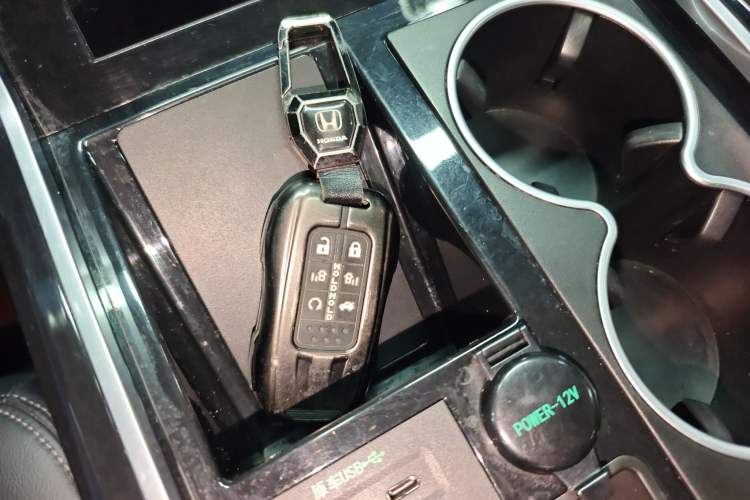 Used Honda Elysion 2022 2.0L eHEV Luxury First Edition