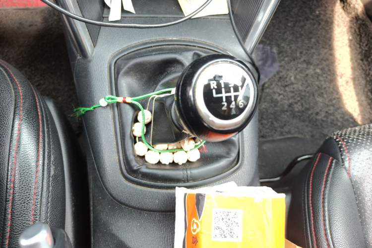 Used Mazda CX-5 2013 2.0L Manual Two-Wheel Drive Comfort Version Gear Lever