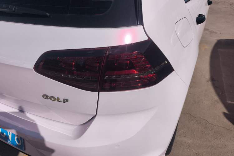 Used Volkswagen Golf 2017 280TSI Automatic R-Line Million-Vehicle Commemorative Edition Right Rear Taillight