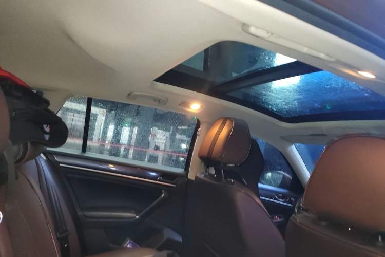 Used Volkswagen C-TREK 2017 1.6L Automatic Comfort Model
