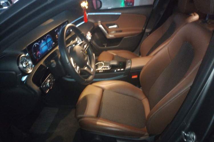 Used Mercedes-Benz A-Class 2019 A 200 Dynamic Edition Left Front Seat