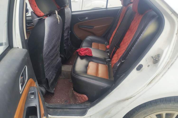 Used Geely Auto Diamond 2016 1.5L Manual Entry-Level Trim Left Rear Seat