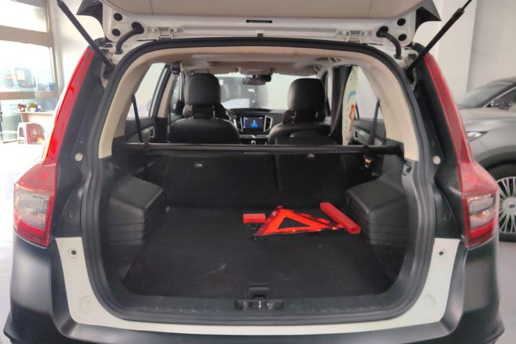 Used Geely Auto Vision X6 2018 1.8L Manual 4G Connect Luxury Edition
