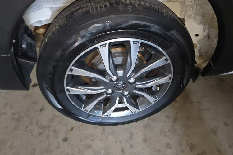 Used Toyota YARiS L Zhi Xuan 2022 X-Trail 1.5L CVT Luxury PLUS Edition
