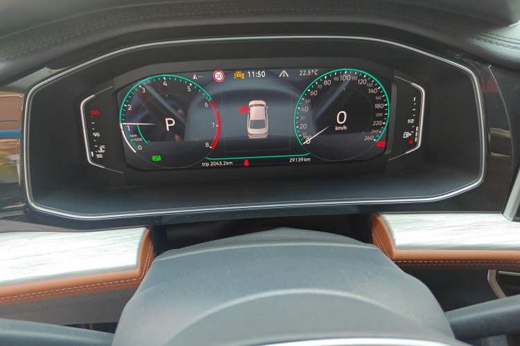 Used Volkswagen Sagitar 2023 280TSI DSG Excellence Edition Odometer Close Up