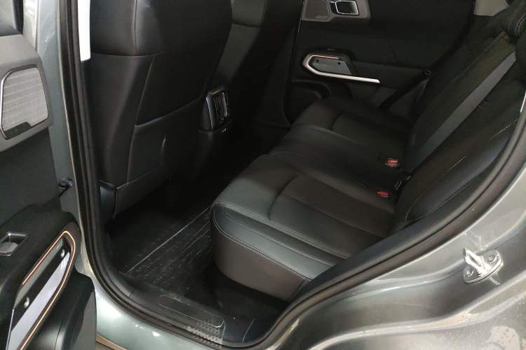 Used Formula Leopard Titanium 3 2025 501KM All-Wheel Drive Intelligent Driving Ultra Version
