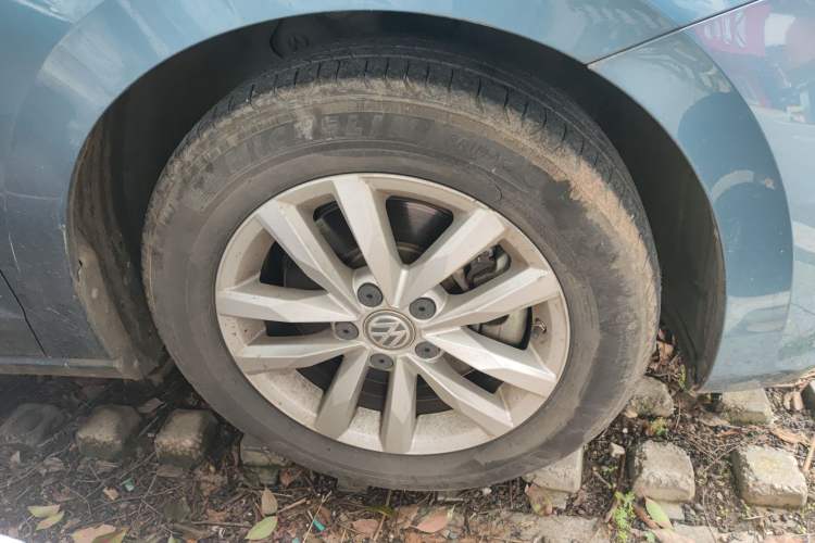 Used Volkswagen Touran 2016 Volkswagen Touran L 280TSI DSG Comfort Edition
