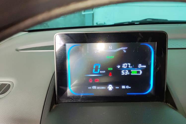 Used CHANGAN NEVO Lumin 2024 205km Launch Edition
