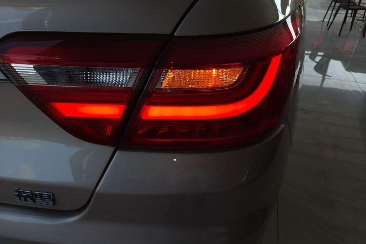 Used Geely Auto Vision 2018 1.5L Automatic Happiness Edition
