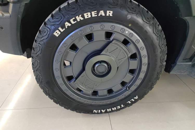 Used JETOUR Traveler 2024 2.0T All-Wheel-Drive Silver Dragon Wings