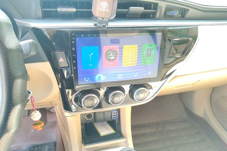 Used Toyota Corolla 2014 1.6L Manual GL Audio And AC Panel