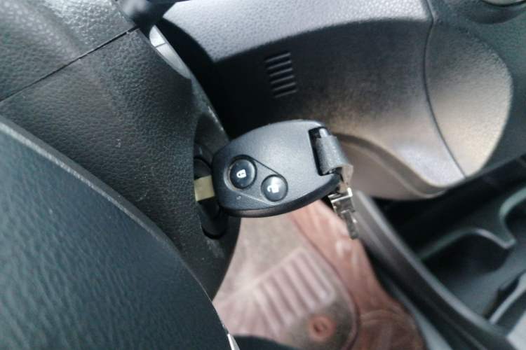 Used Honda Fit 2011 1.3L manual Comfort version
