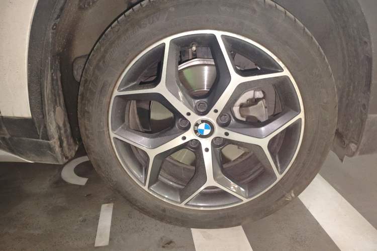 Used BMW X1 2018 sDrive18Li Luxury Model
