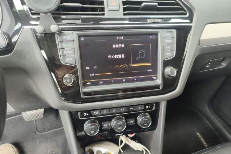 Used Volkswagen Tiguan L 2018 330TSI Automatic Two-Wheel Drive Luxury Edition