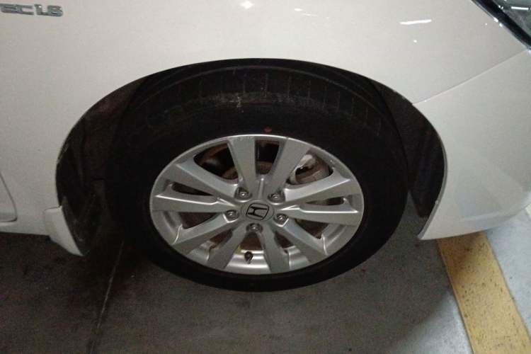 Used Honda Civic 2013 10th Anniversary 1.8L Automatic Luxury Edition Right Front Wheel Hub