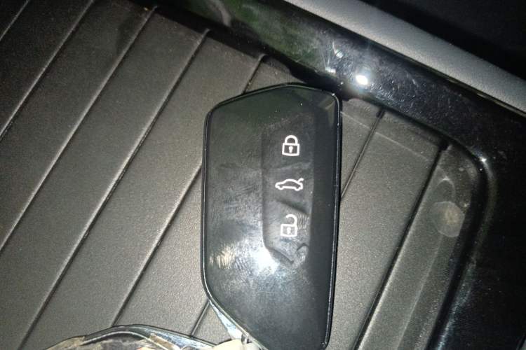 Used Volkswagen ID.7 VIZZION 2024 AIR model Interior 1