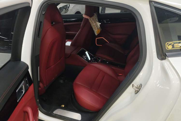 Used Porsche Panamera 2021 Panamera 2.9T Interior 4