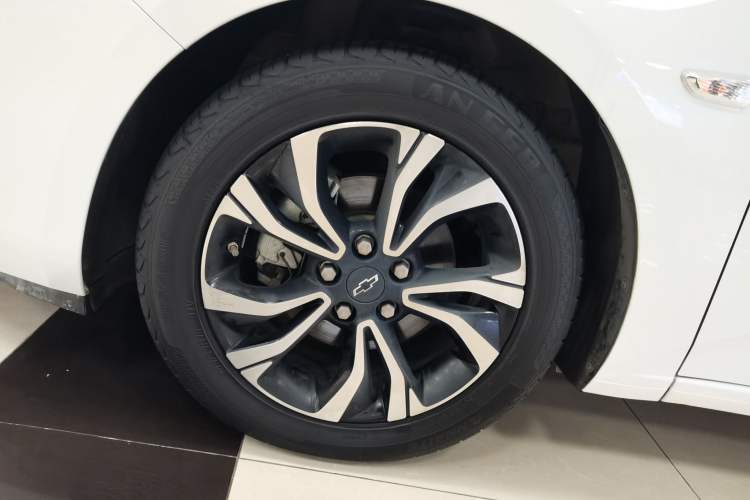 Used Chevrolet Monza 2020 Light Hybrid RS 330T Automatic Comfort Edition