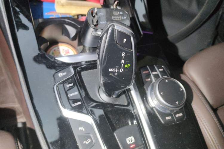 Used BMW X3 2021 xDrive28i Luxury Package Gear Lever