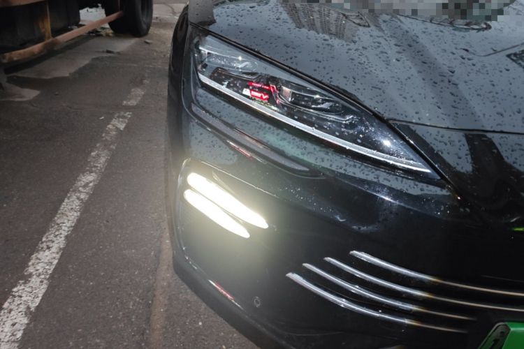 Used BYD Song PLUS New Energy 2024 HONOR Edition DM-i 71km Luxury Model Right Front Headlight