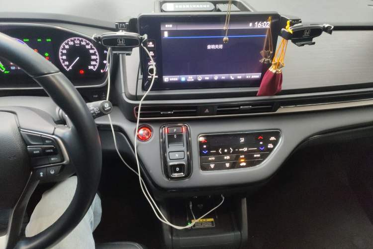 Used Honda Elysion 2022 2.0L eHEV Prestige Edition
