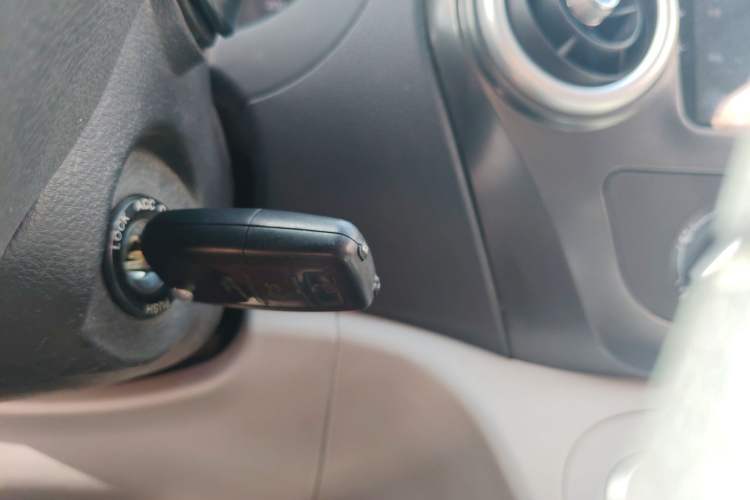 Used JAC Refine M3 2019 Creator Edition 1.8L Luxury Model Vehicle Key