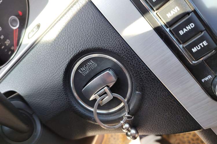 Used Volkswagen Magotan 2013 1.8TSI Premier Model Vehicle Key