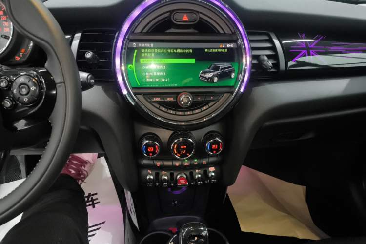 Used MINI 2019 1.5T COOPER Artist