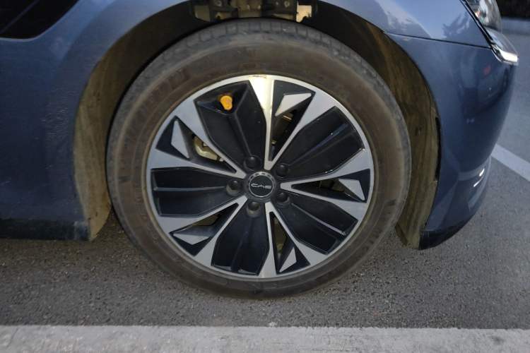 Used BYD Seal 2022 550 km Standard Range Rear-Wheel Drive Prestige Version
