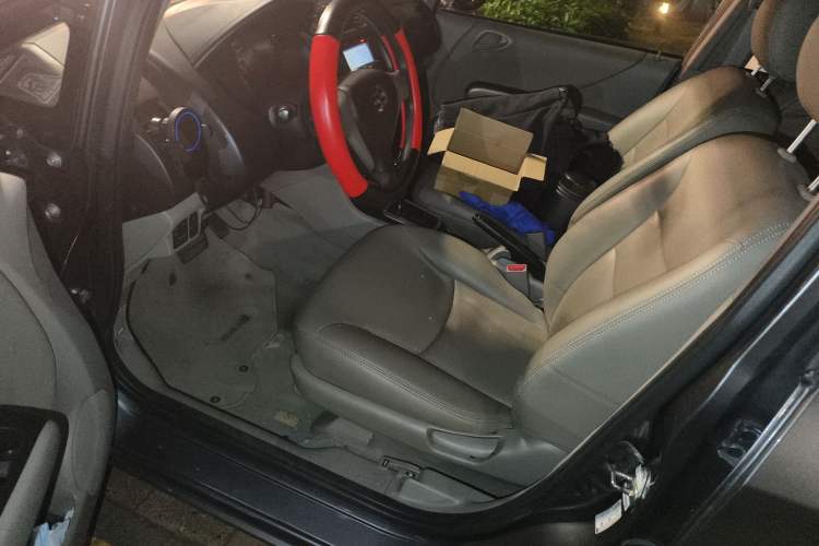 Used Everus S1 2012 1.3L Automatic Comfort Edition Driver Seat