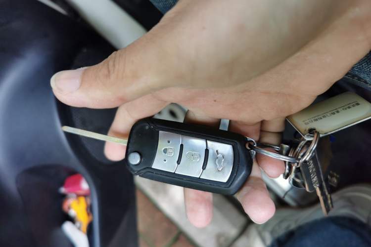 Used GAC Trumpchi GS5 2014 2.0L Manual Two-Wheel Drive Anniversary Value Edition
