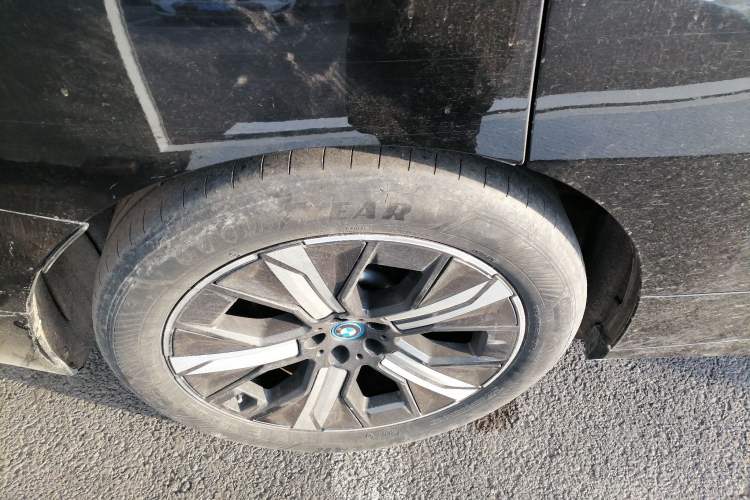 Used BMW iX 2022 xDrive40
