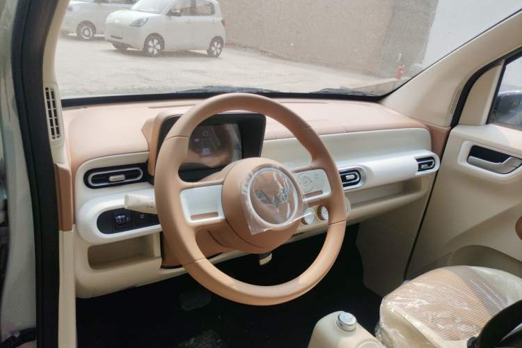 Used Wuling Hongguang MINIEV 2024 3rd Generation 215km Youth Edition