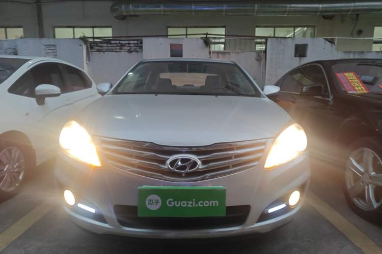 Used Hyundai Celesta 2015 1.6L Automatic Comfort Model