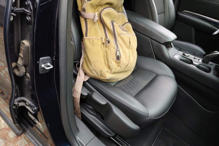 Used Cadillac XT4 2021 28T Two-Wheel Drive Tech Edition