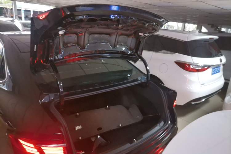 Used Geely Auto Preface 2023 1.5TD Kunlun Edition Trunk