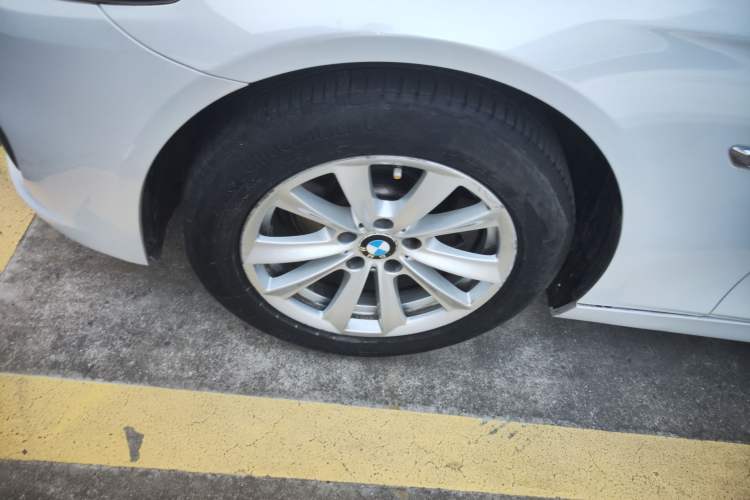 Used BMW 5 Series 2015 520i Elegant Edition
