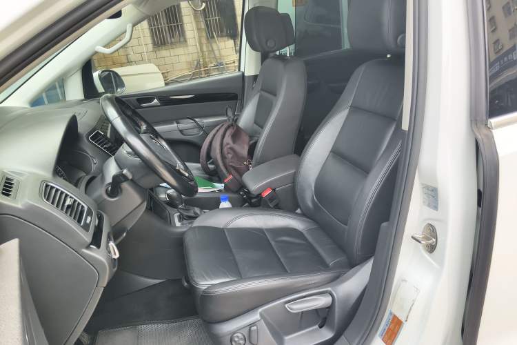 Used Volkswagen Sharan 2016 380TSI Luxury 7-Seater Left Front Seat