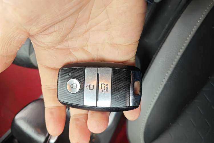 Used Kia kx1 Stonic 2019 1.4L Automatic Fun Edition China VI