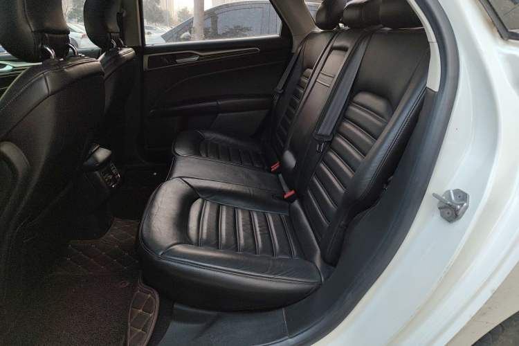 Used Ford Mondeo 2013 2.0L GTDi 200 Luxury Model