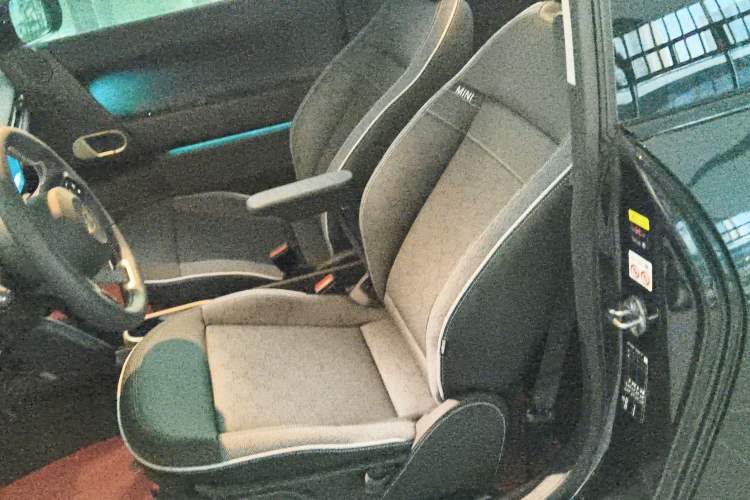Used MINI Electric MINI COOPER 2024 452km COOPER SE Racing Driver