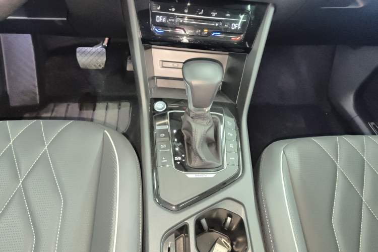 Used Volkswagen Tiguan L New Energy 2023 430 PHEV Plug-in Hybrid Prestige Edition