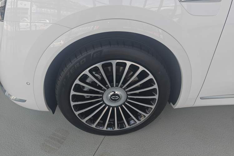 Used Hima AITO M8 2025 Extended-Range Max+ Version 53.4 kWh 5-Seater Edition