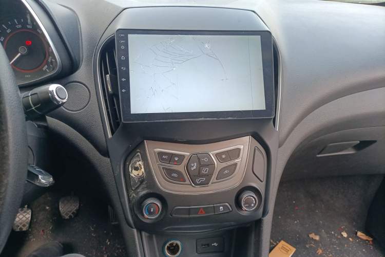 Used Chery Arrizo 5 2016 1.5L Manual Lingchao Edition Audio And AC Panel