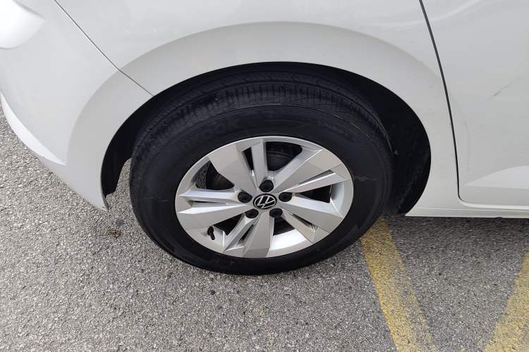 Used Volkswagen Polo 2023 Plus 1.5L Automatic Enjoy-the-Moment Edition Right Rear Wheel Hub