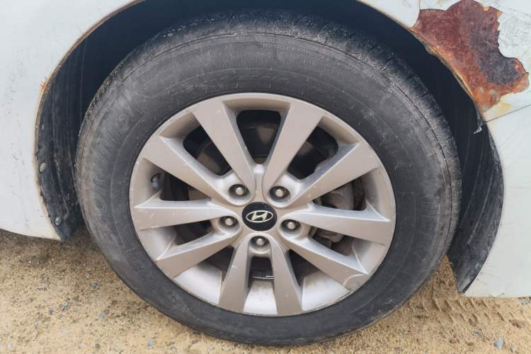 Used Hyundai Mistra 2014 1.8L Automatic Smart GLS