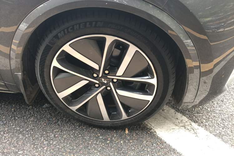 Used Li Auto L9 2023 Pro Model