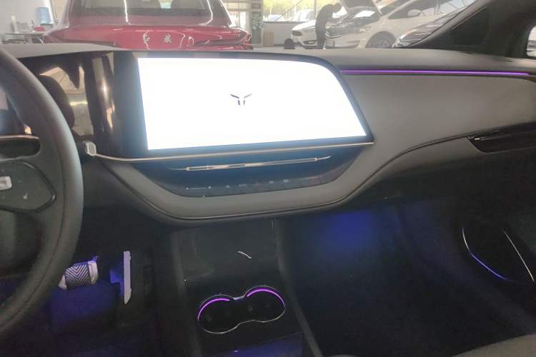 Used Hongqi EH7 2025 600 Smart Selection Edition
